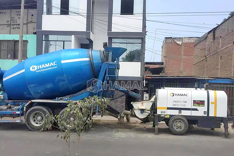  La bomba de hormigón diésel para remolque DHBT50 tiene muchos trabajos en Perú