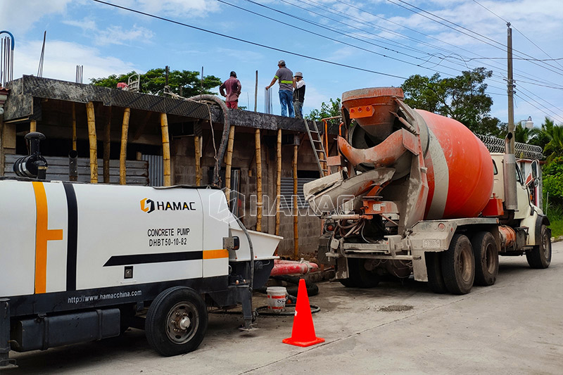 DHBT40 Remolque bomba de concreto tipo diesel va en TEJUTLA CHALATENANGO, EL SALVADOR.